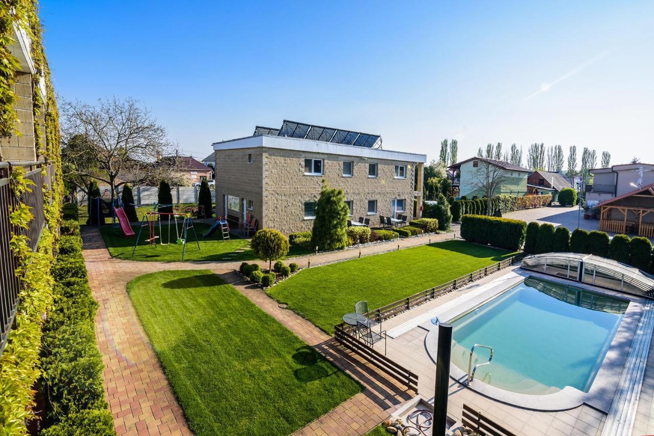 Apartman Lenka Veľký Meder Zewnętrze zdjęcie